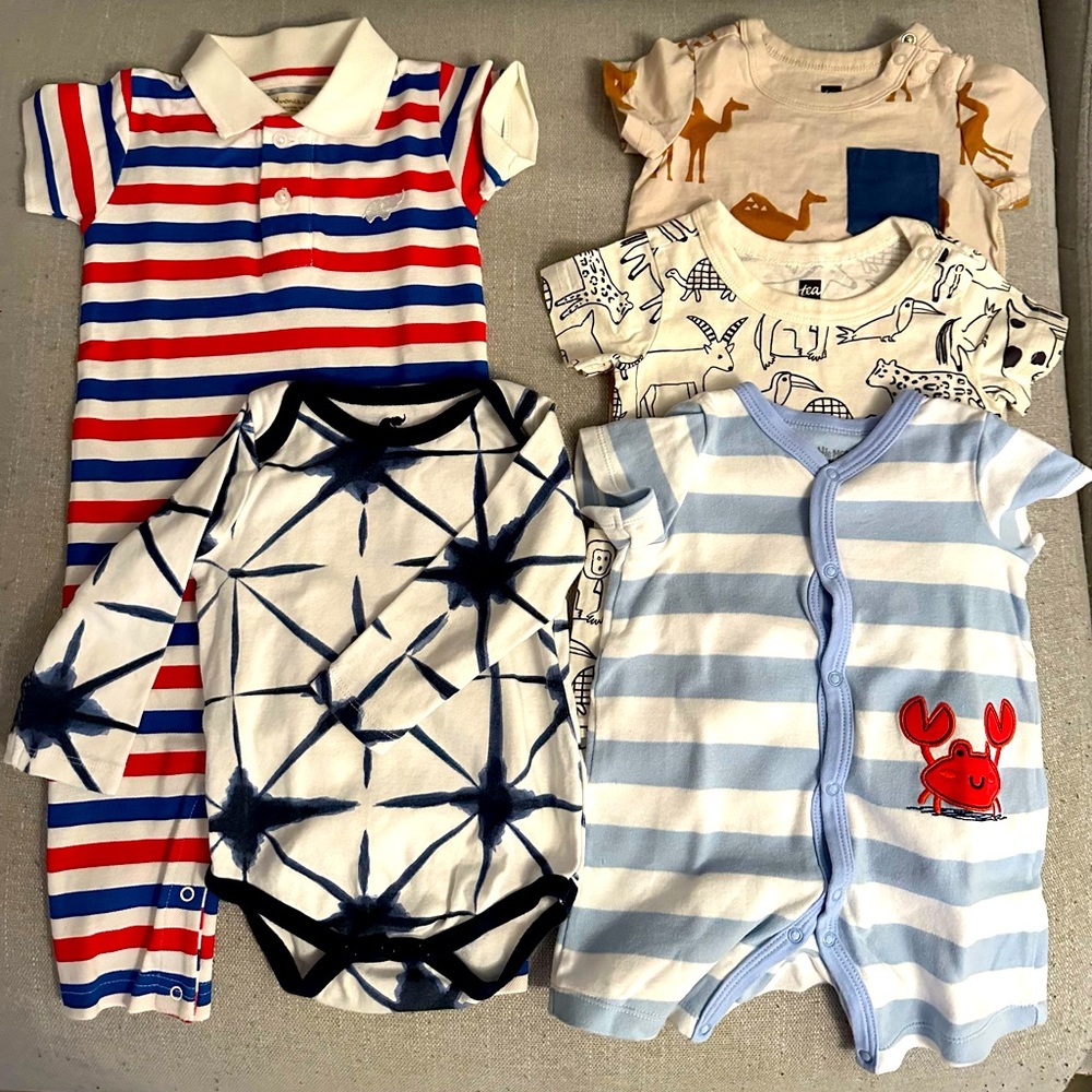 5 pieces Baby Boy Summer clothes, Sz 6-9M.  Great condition.